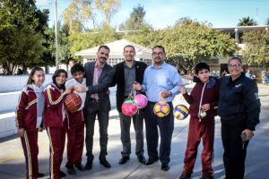 15556215_1325420680821871_1316445745_o