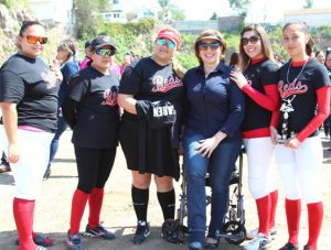 Reconoce Mirna Rincón a ganadoras del torneo de Sóftbol Femenil de Playas de Rosarito