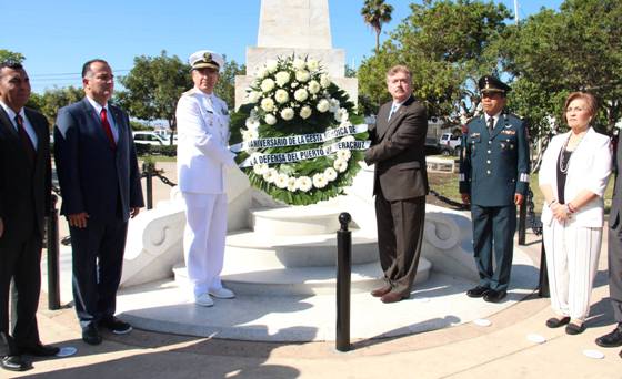 Encabeza Gobernador Francisco Vega ceremonia del Centésimo Tercer Aniversario de la Gesta Heroica del Puerto de Veracruz