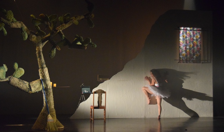 Cielito Sweet obra unipersonal de danza-teatro se estrena en CEART Tecate.
