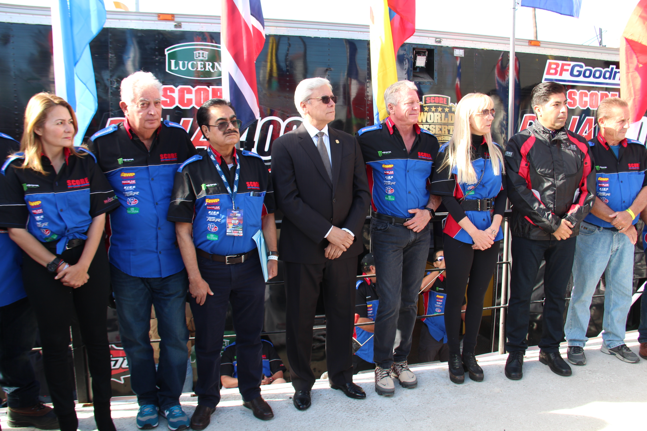 Encabeza Gobernador Jaime Bonilla banderazo de salida de la Baja 1000