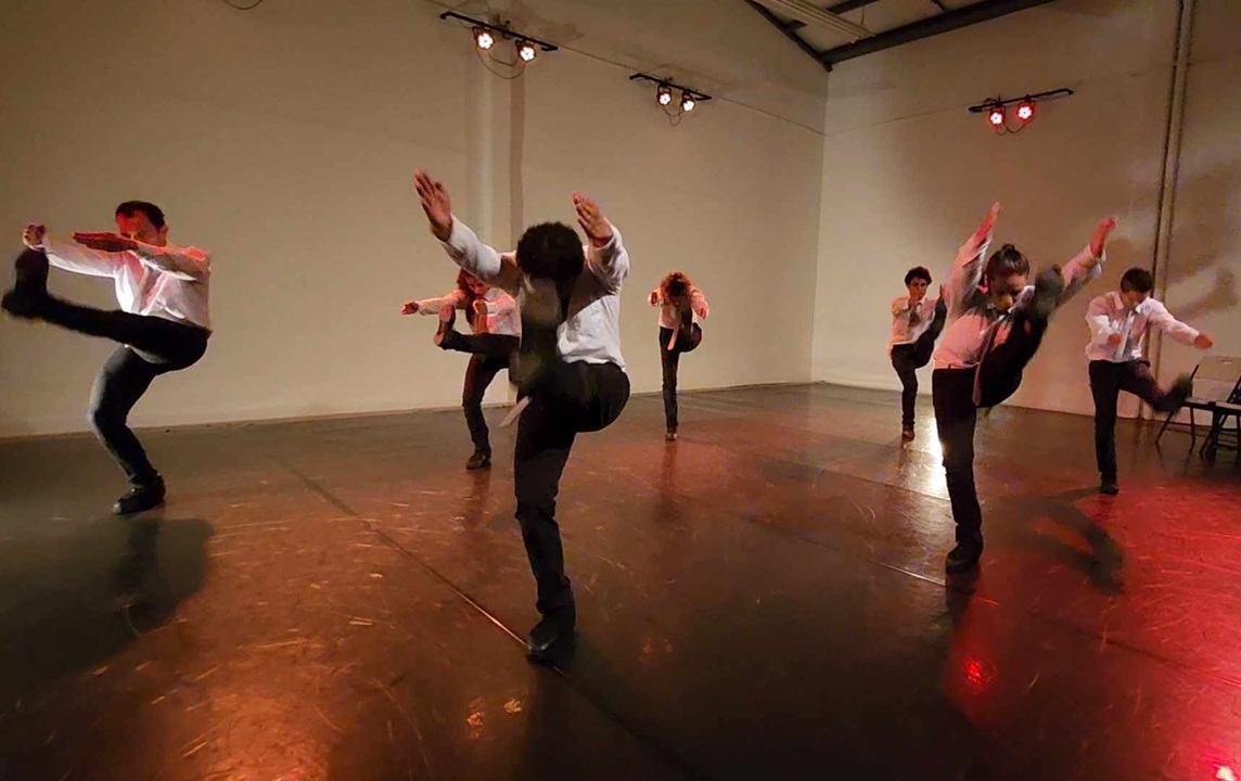 Invita Secretaría de Cultura a la obra de teatro-danza “Homens Néscios”