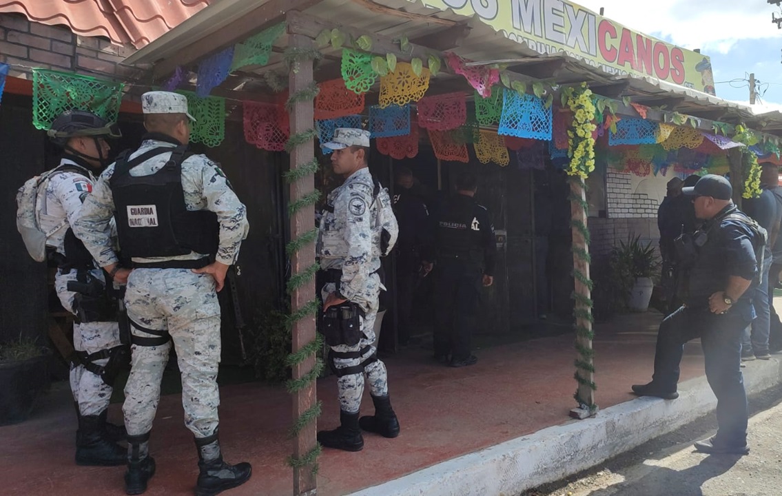 Gobierno municipal ordena desalojo de local de antojitos mexicanos
