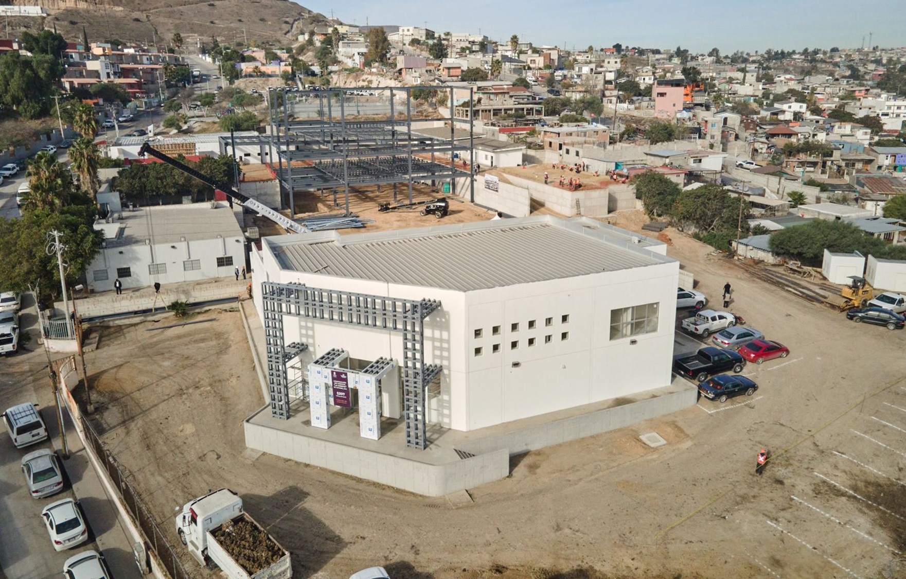 Gobernadora supervisa avances del Hospital General en Zona Este de Tijuana