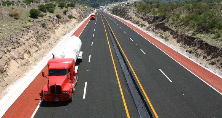 Escénica: de las autopistas más caras del país