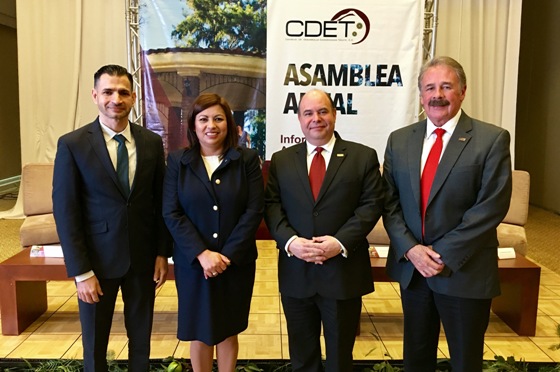 Asiste Alcaldesa a la asamblea anual del CDET