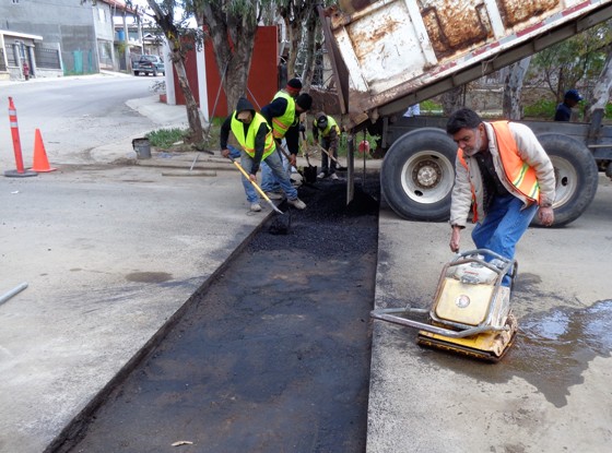 Ponen en marcha programa “Bacheo en Acción”