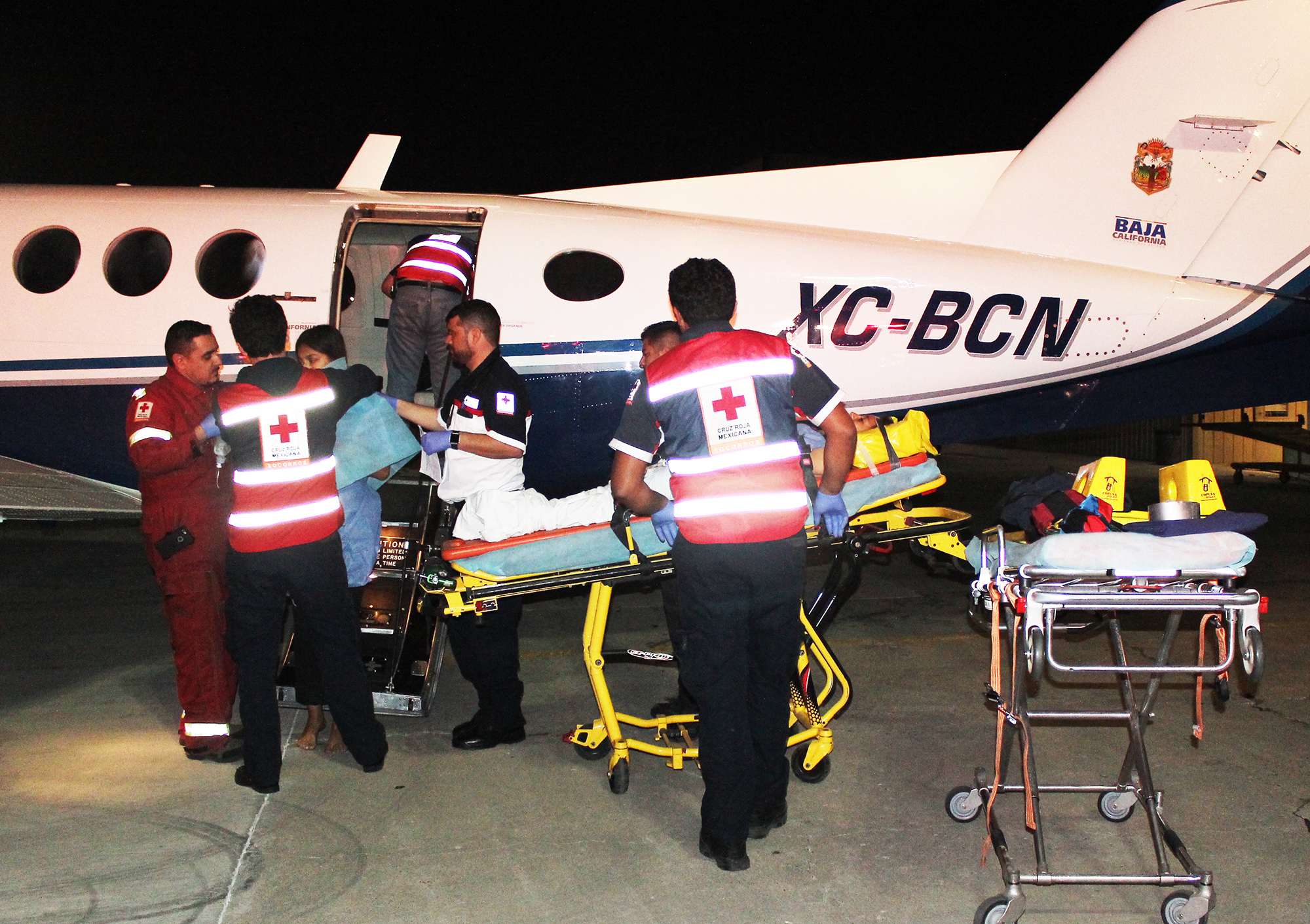 Trasladan a BC a estudiantes accidentados en BCS