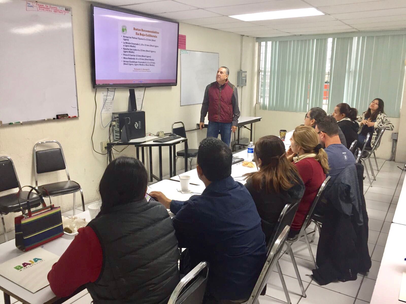 Seminario a guías de senderismo y organizadores de caminatas