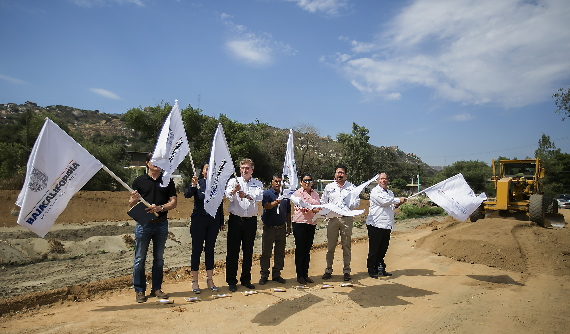 Inicia construcción de puente en la colonia el Rincón Tecate