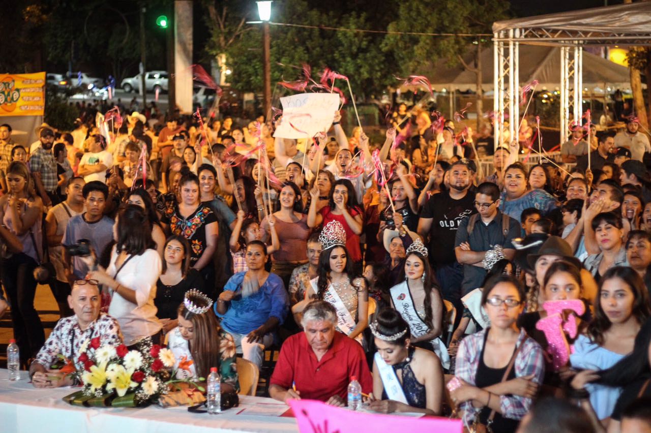 Cerca de 12 mil personas en el inicio de la Feria Tecate en Marcha