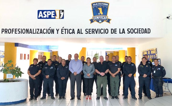 Gobierno Municipal de Tecate capacita a Oficiales de Policía en la Academia Estatal