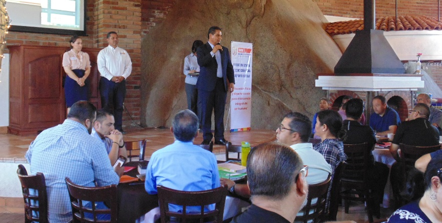 Maestros participan en el curso taller “Planeación y Evaluación de la Educación Física ante el Nuevo Modelo Educativo”