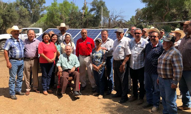 Entregan paneles solares que generarán ahorro en el consumo de energía eléctrica para la actividad ganadera