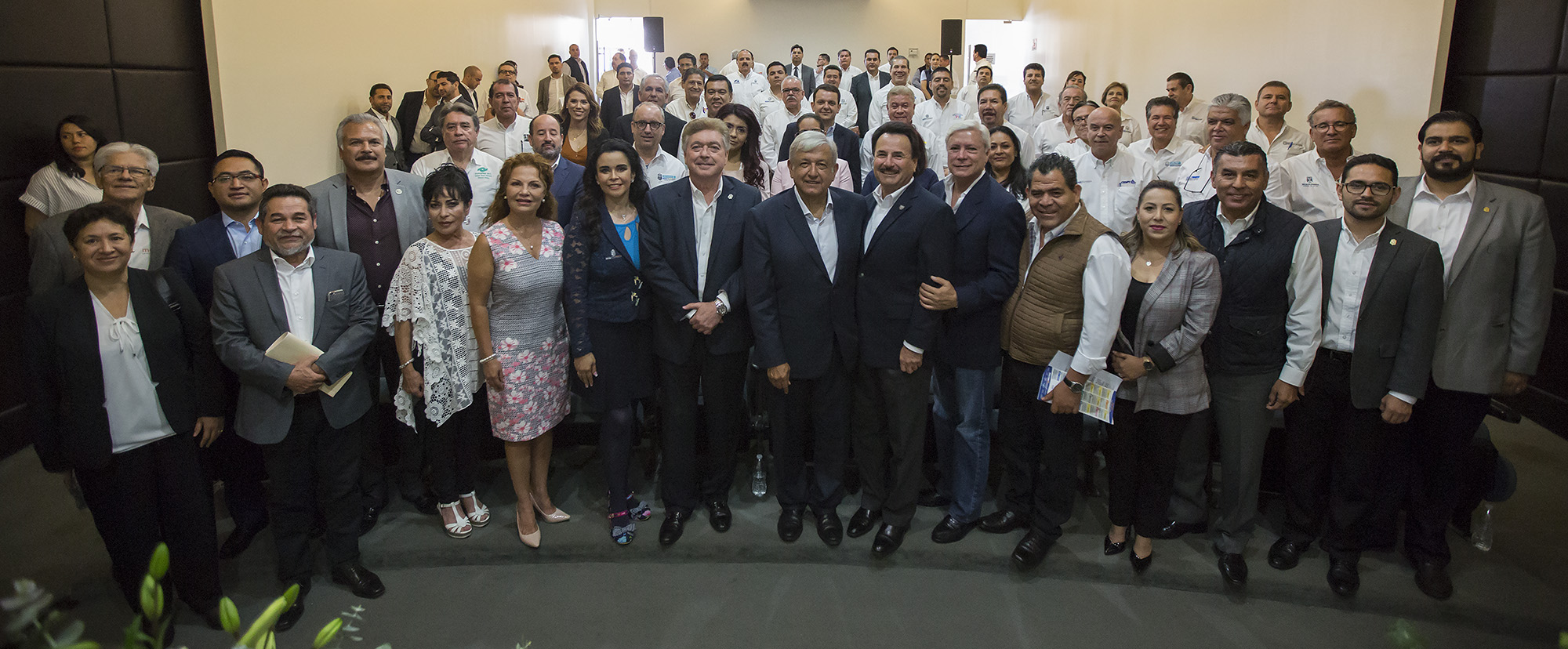 Acuerdan Gobernador Francisco Vega y Presidente Electo, Andrés Manuel López Obrador trabajar coordinadamente en beneficio de los bajacalifornianos