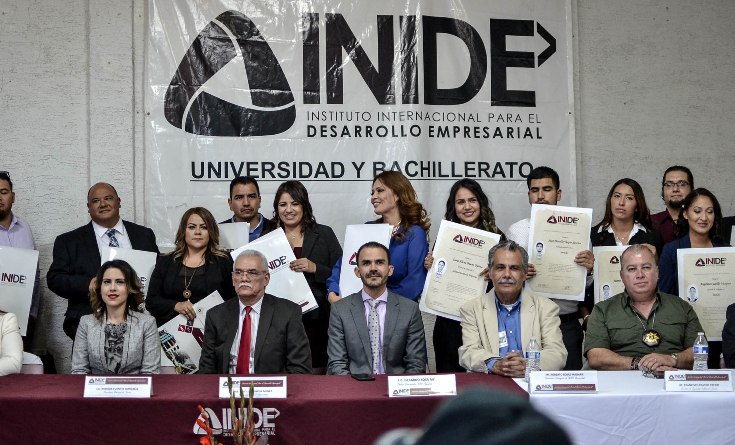 Se realizó ceremonia de graduación en Inide Universidad