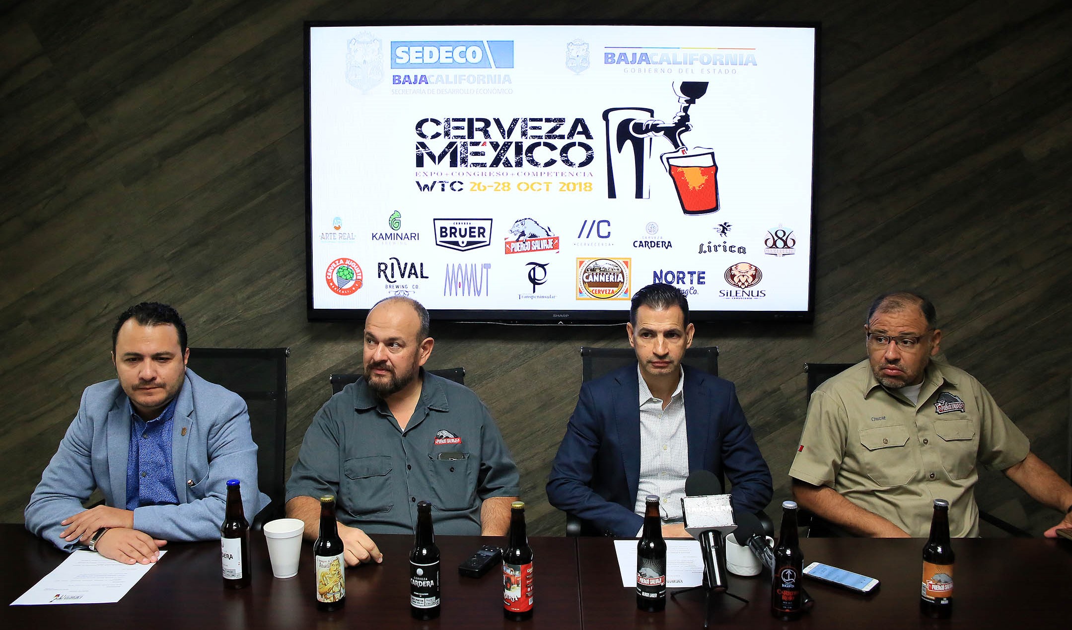 Presenta Gobierno del Estado pabellón de Baja California en Cerveza México 2018