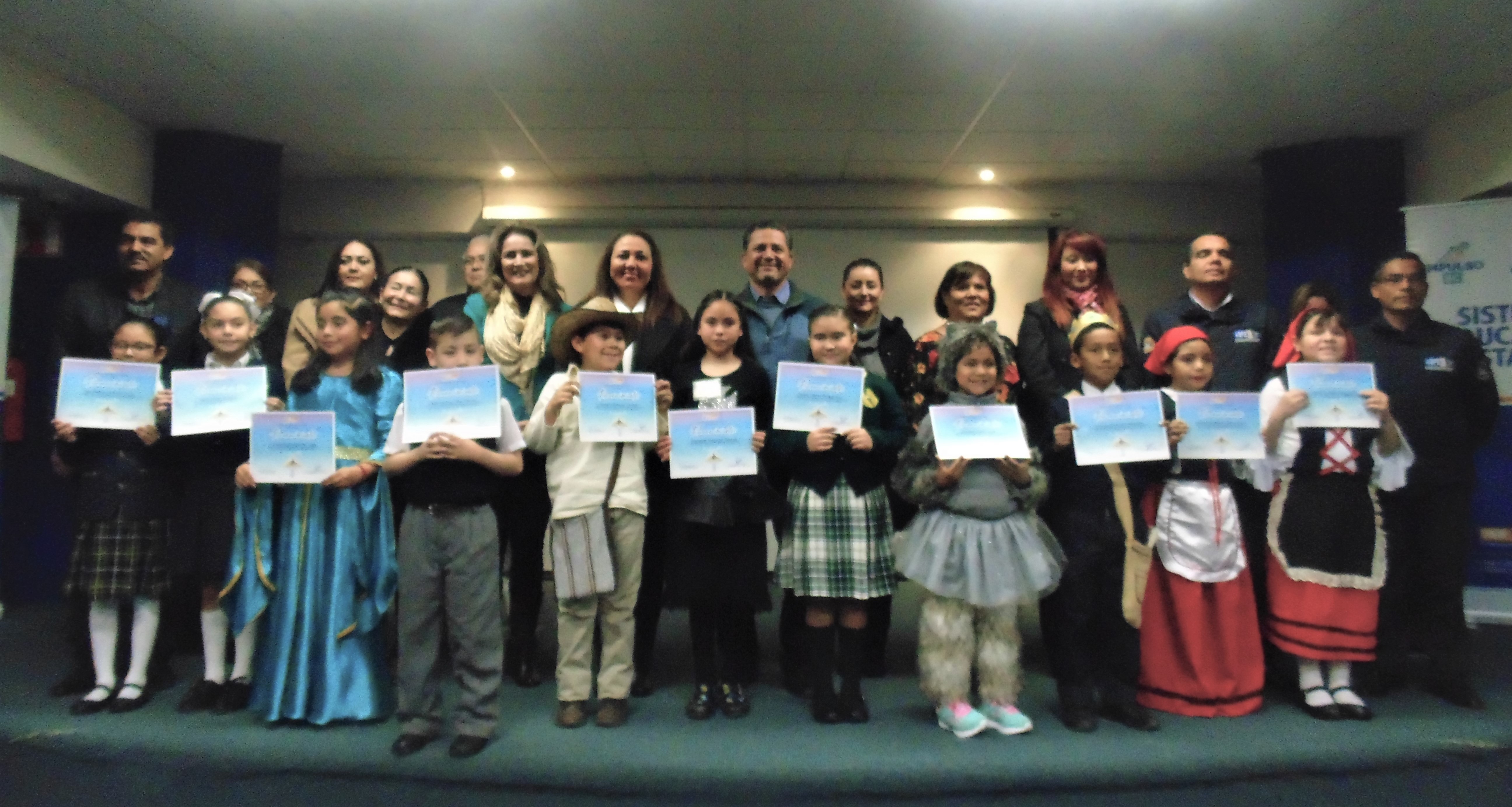 Alumnos de primaria participan en el concurso municipal de cuentacuentos