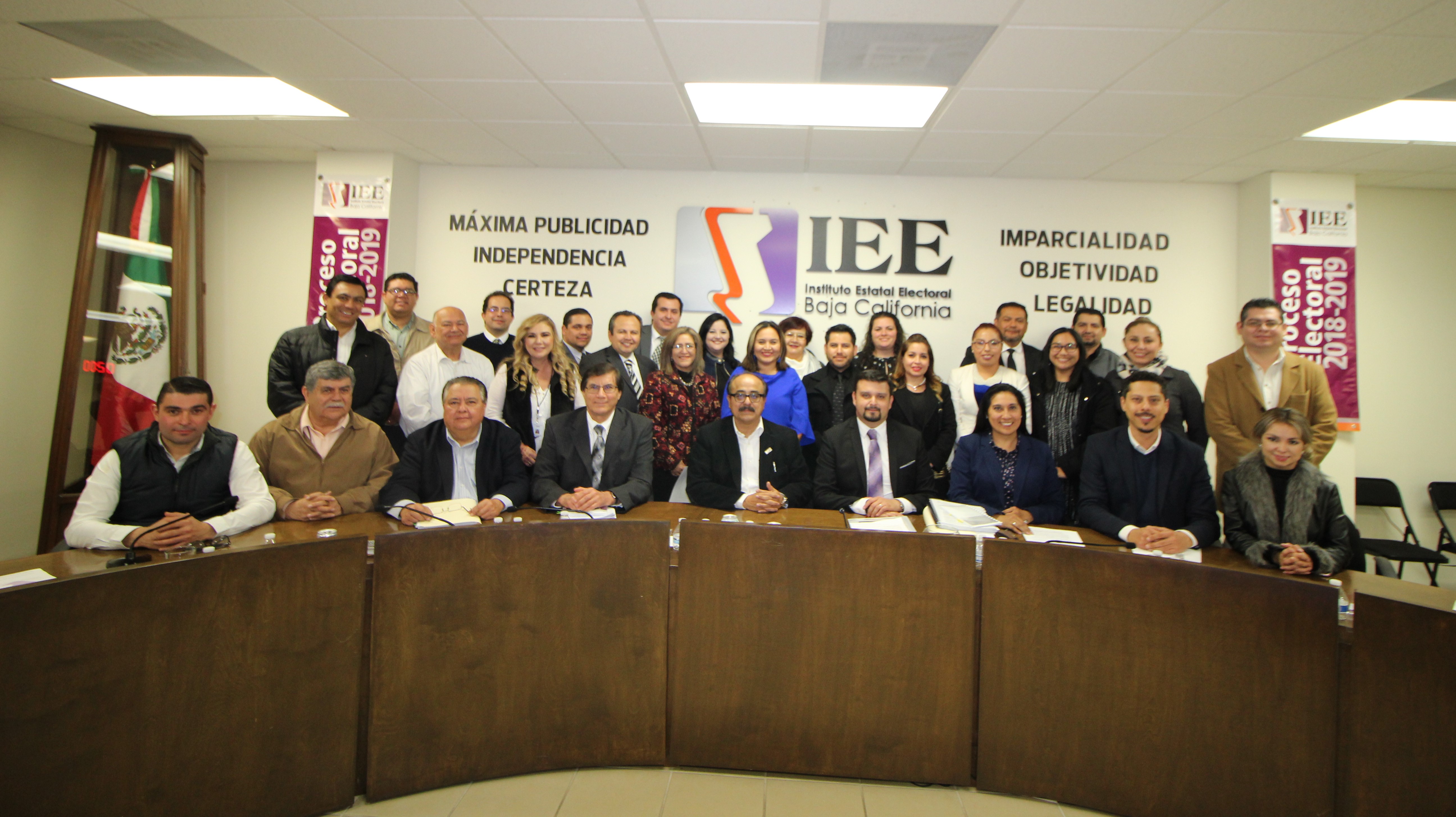 Rinden protesta consejeras y consejeros presidentes de los 17 Consejos Distritales del IEEBC