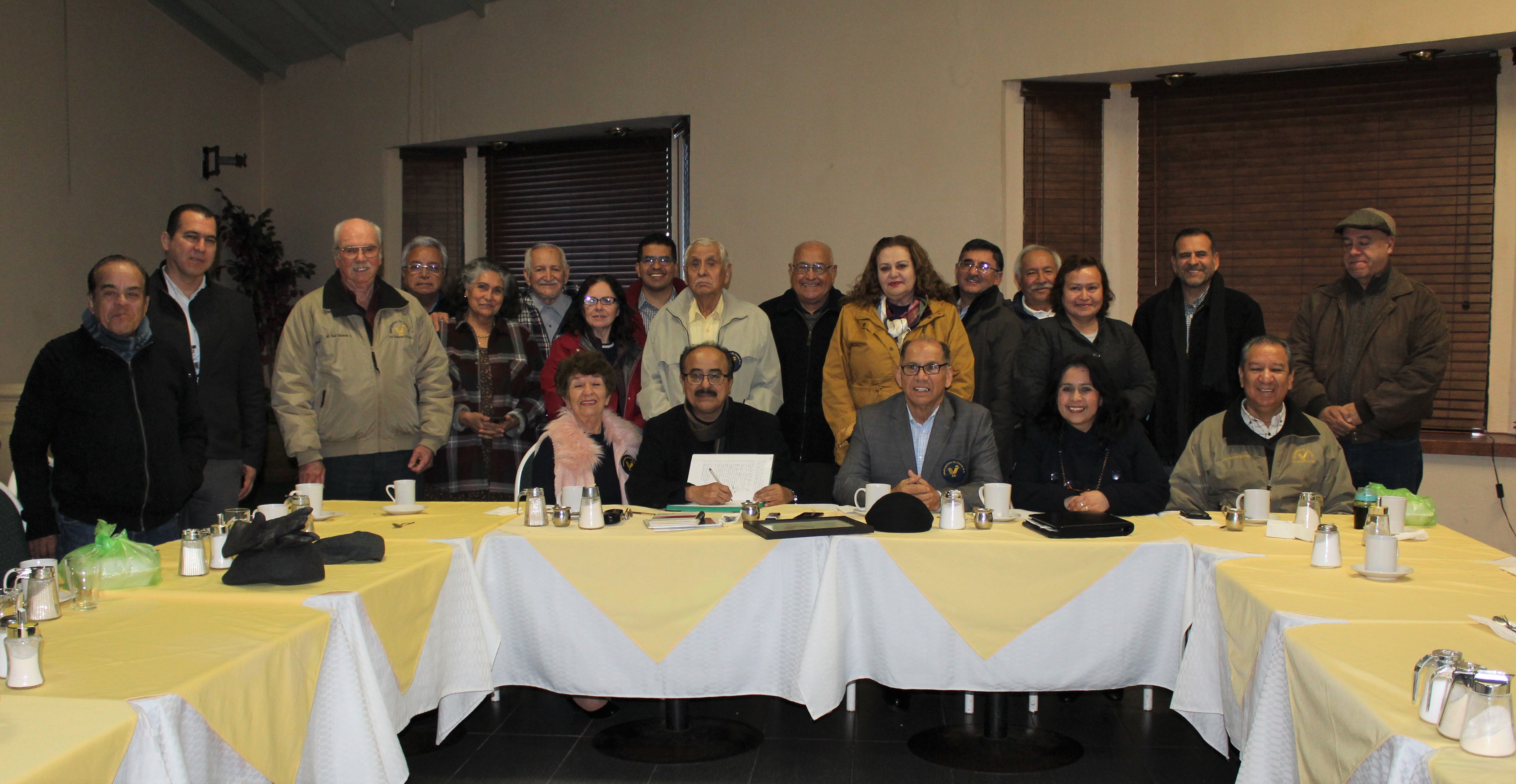 Se expone ante Grupo Madrugadores de Tecate avances del Proceso Electoral Local