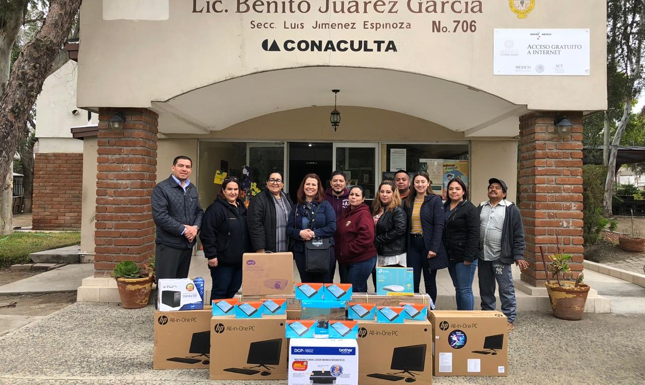 Modernizan la Biblioteca Pública de Tecate; Entregan equipos de cómputo