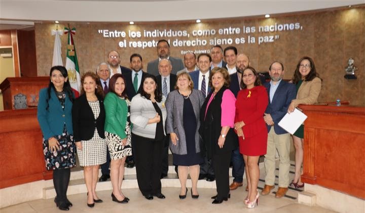 Cónsul General de EUA en Tijuana visita el Congreso del Estado