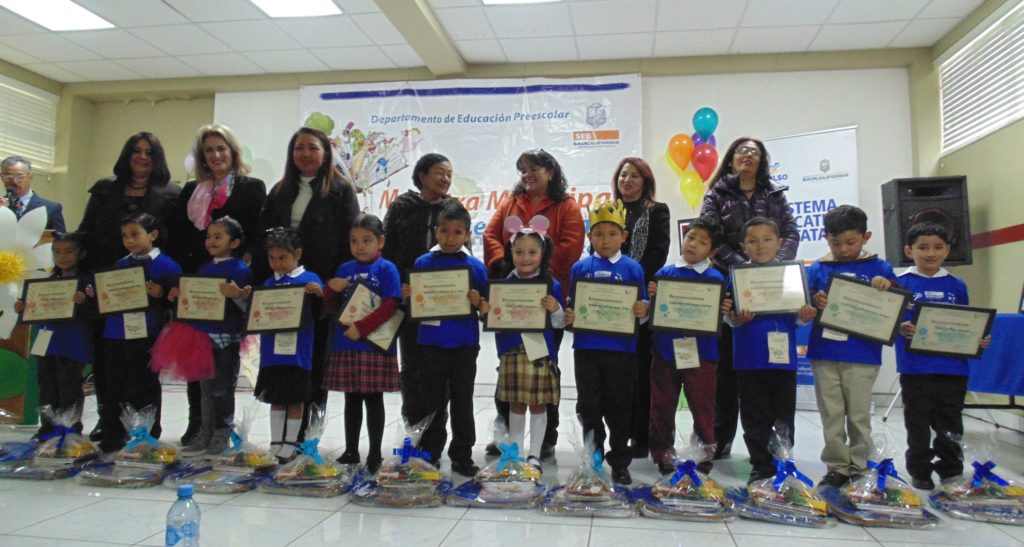 Alumnos de preescolar participan en el Concurso Municipal de Cuentacuentos