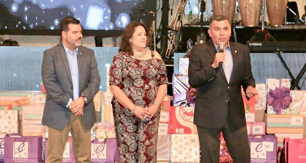 FESTEJA GOBIERNO DEL ESTADO A LAS MADRES EN SU DÍA