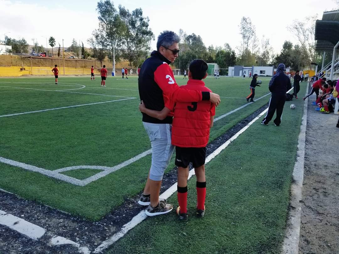 Niega IMDETE uso de campo a niños de liga de fútbol por no pagar cuota