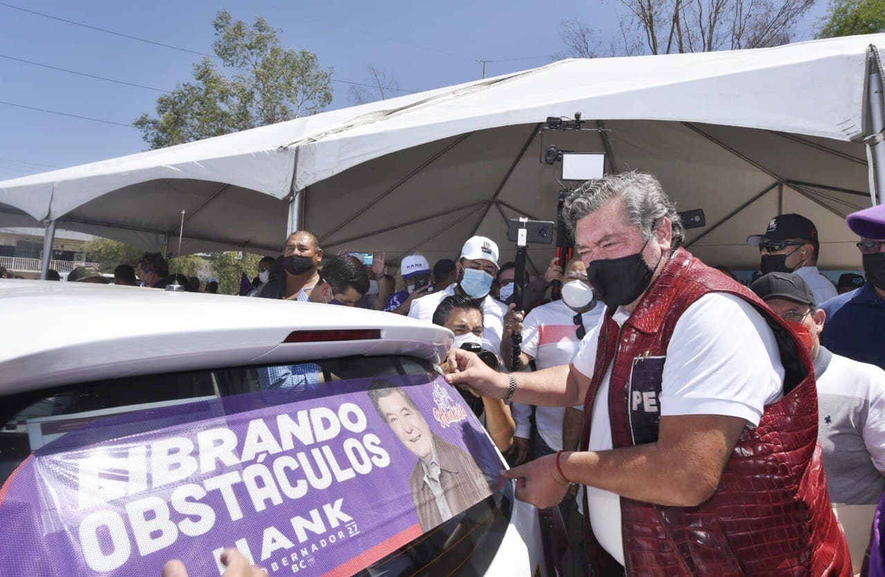 SE SUMAN FSTSE Y TAXISTAS AL PROYECTO DE HANK RHON