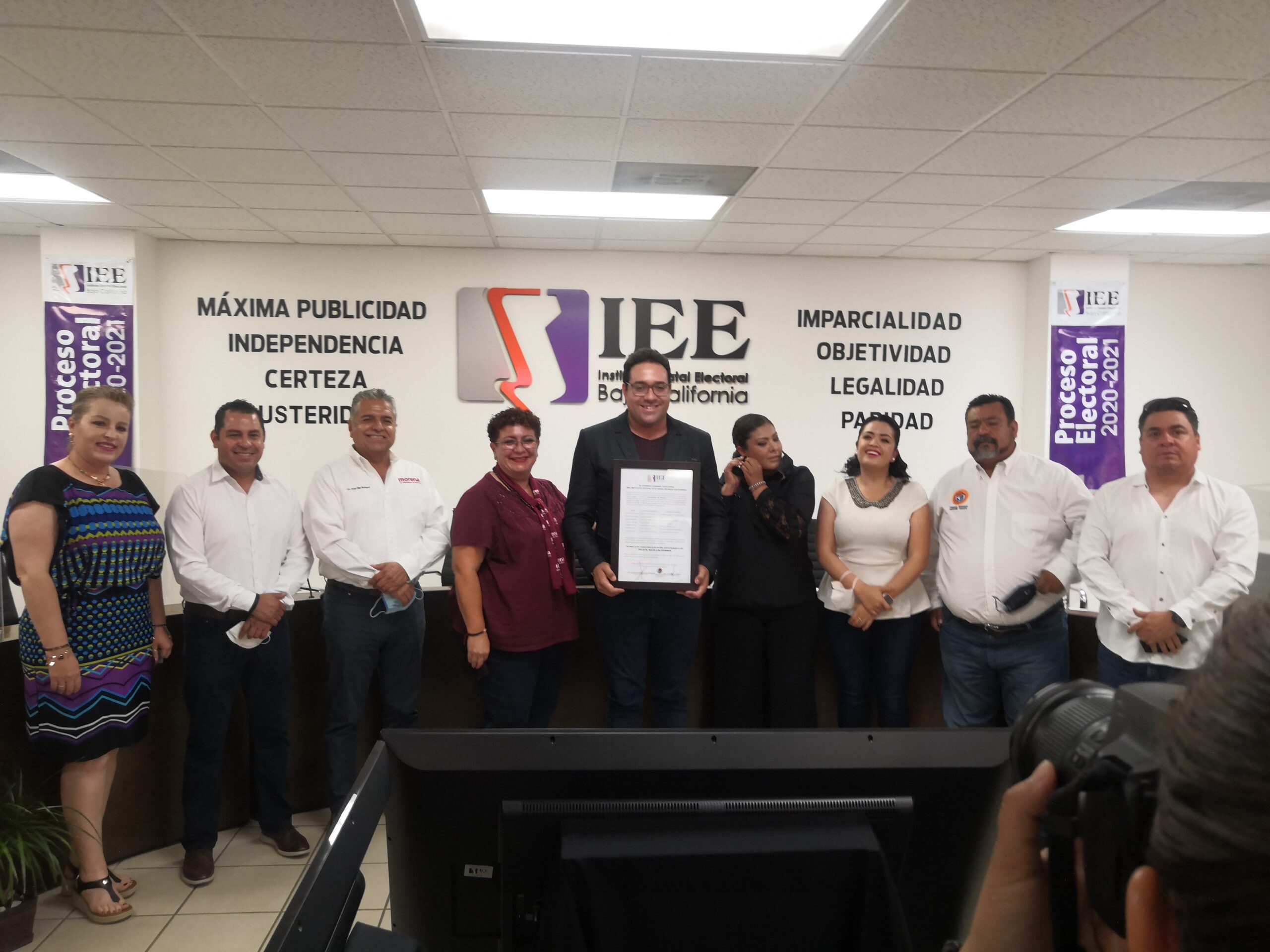 Recibe Darío Benítez constancia de mayoría como presidente electo de Tecate