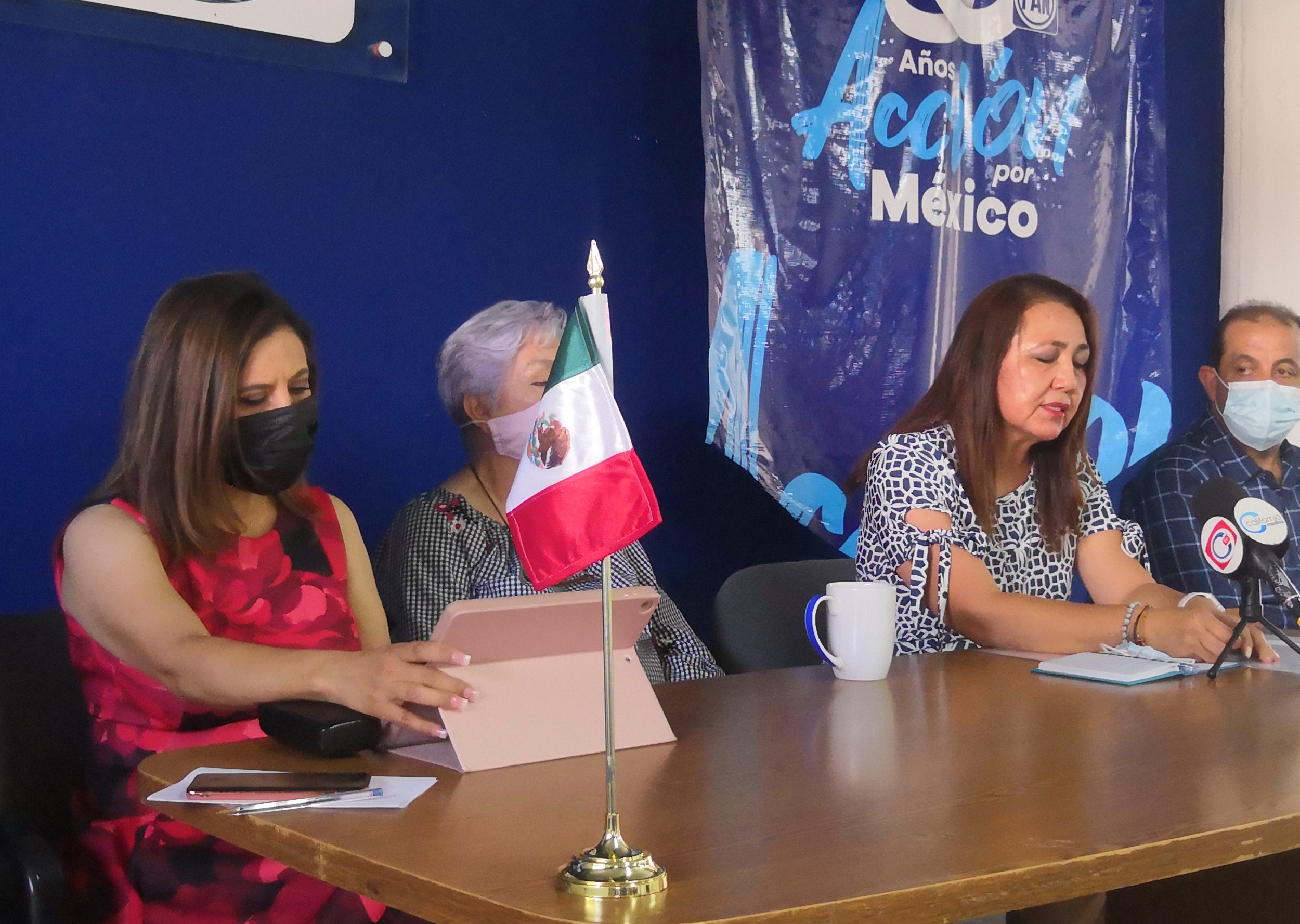 Buscan senadora y diputada federal del PAN se amplíe horarios de garita de Tecate