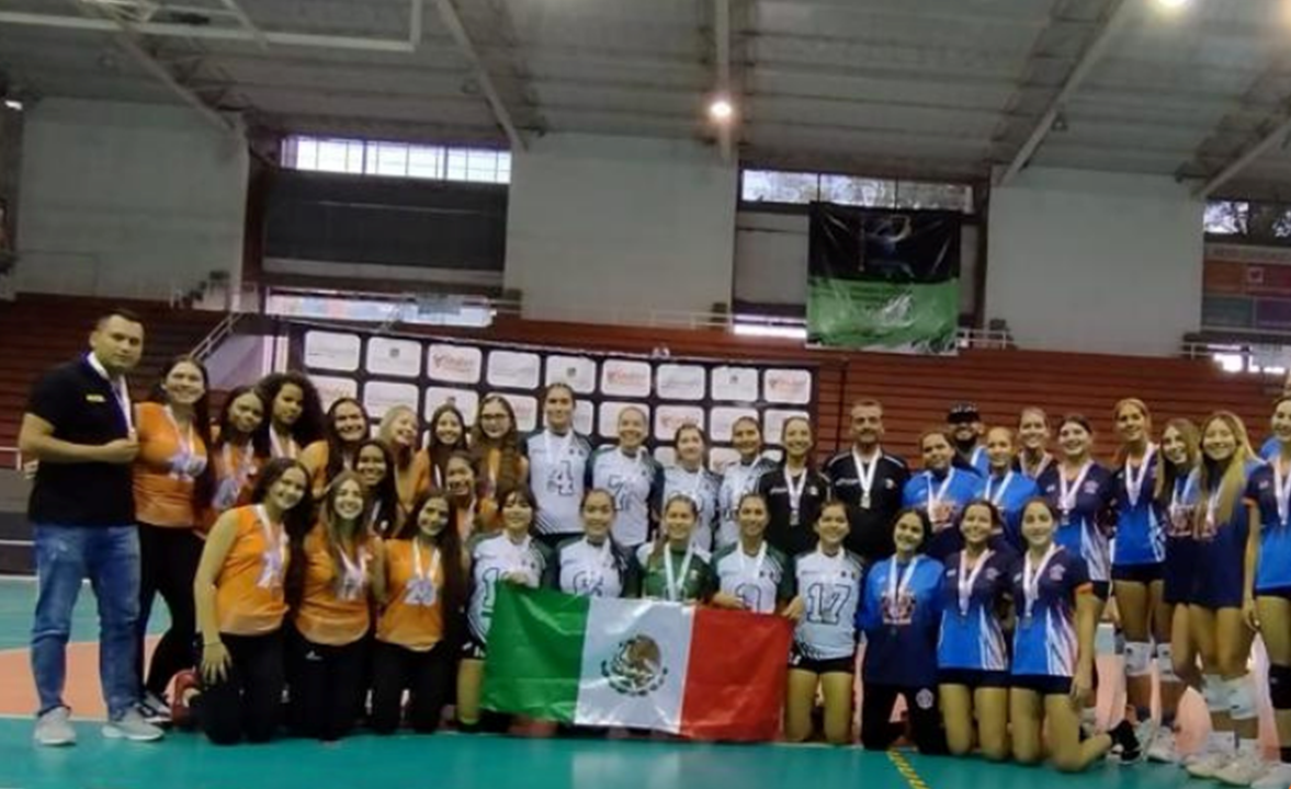 Jóvenes tecatenses ganan torneo de voleibol en Colombia