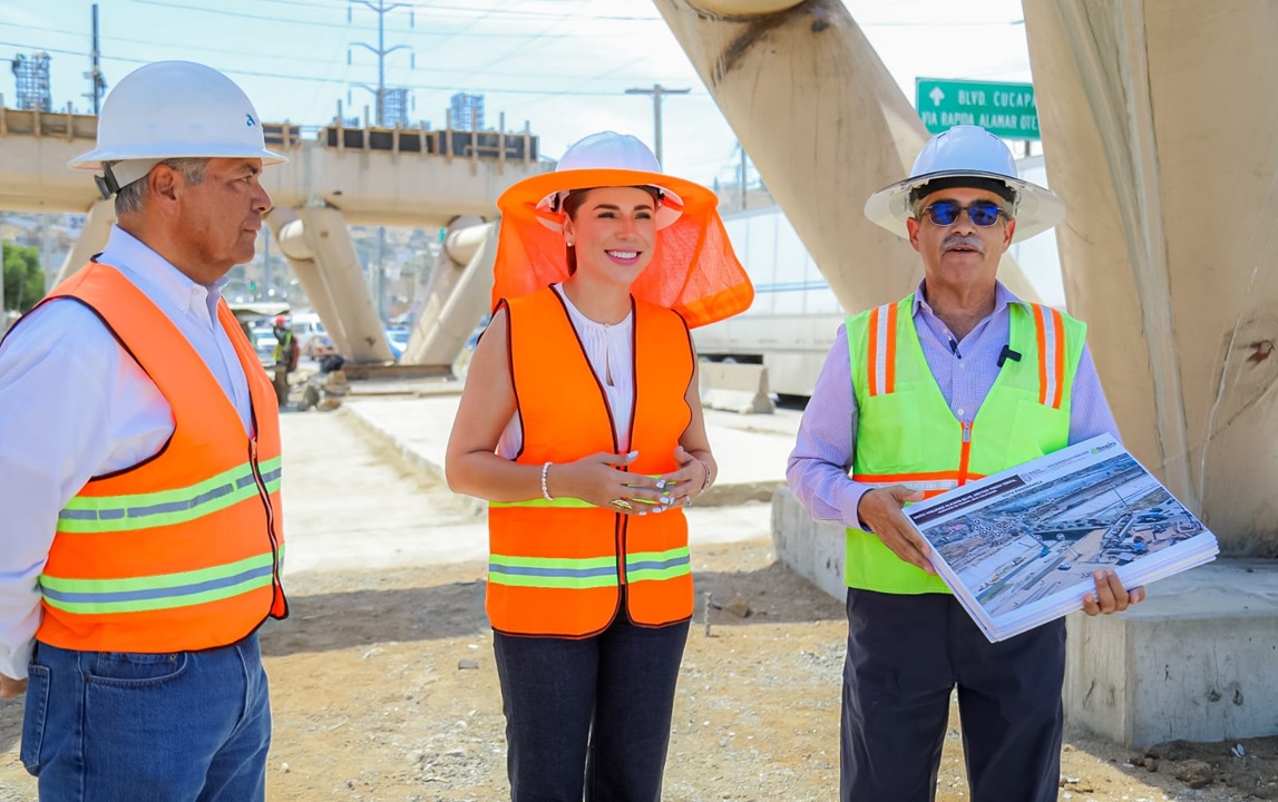 Gobernadora supervisa obras de infraestructura en Baja California