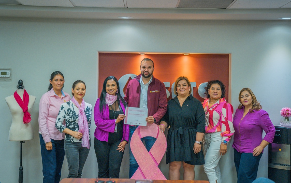 Realiza CESPTE campaña de concientización a través del módulo rosa