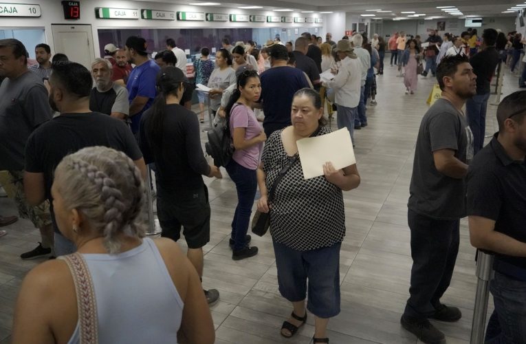 Amplía SAT BC el plazo para revalidar tarjeta de circulación