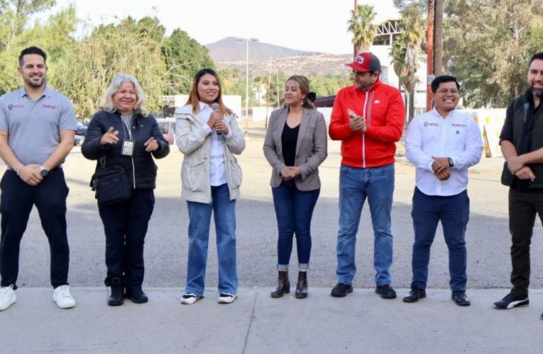 Entregan cartón arenado e impermeabilizante a más de 400 familias en Tecate