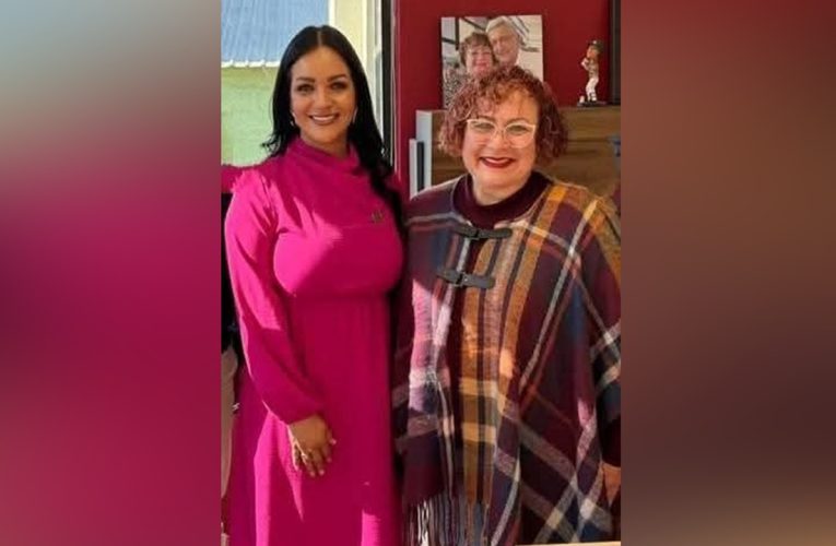 Diputada Maythé Méndez dialoga con dirigente de la burocracia local