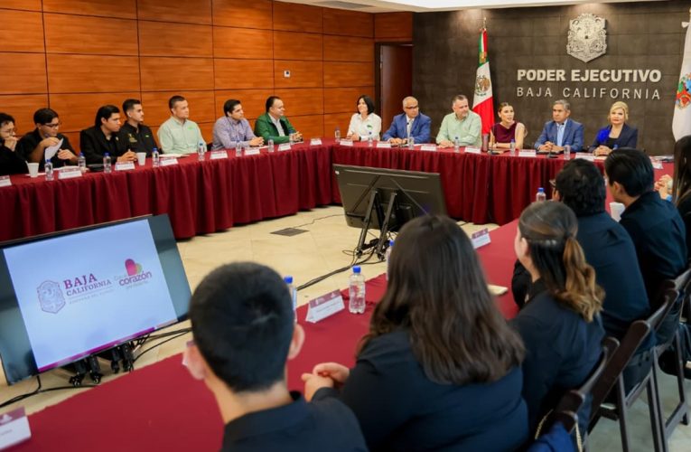 Gobernadora escucha y atiende propuestas del Consejo Estudiantil de UABC