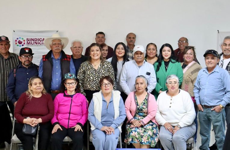 Capacitan a Comisarios Sociales Honorarios sobre uso de TKTiende